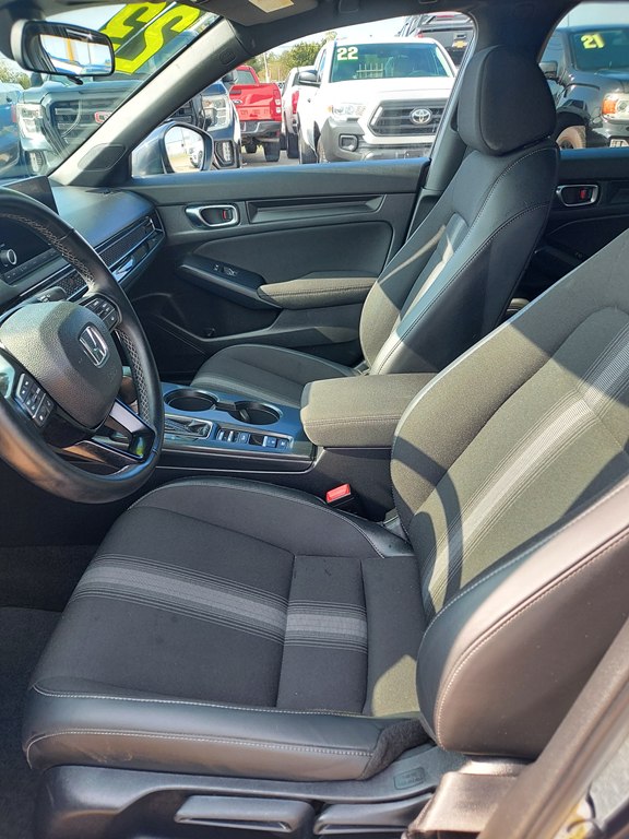 Photo 9 of this HONDA CIVIC