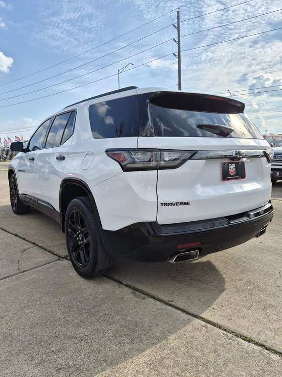 Photo 7 of this CHEVROLET TRAVERSE