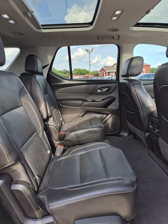 Photo 12 of this CHEVROLET TRAVERSE