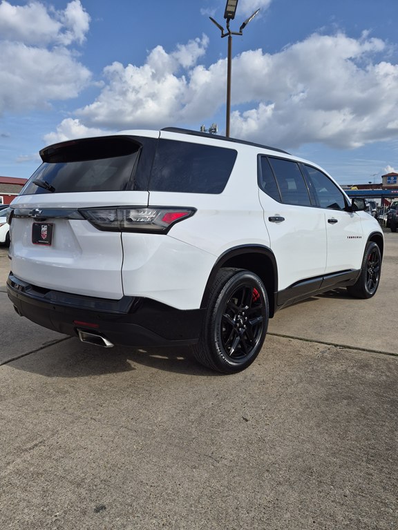 Photo 5 of this CHEVROLET TRAVERSE