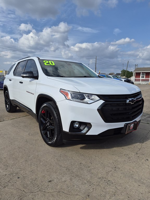 Photo 3 of this CHEVROLET TRAVERSE