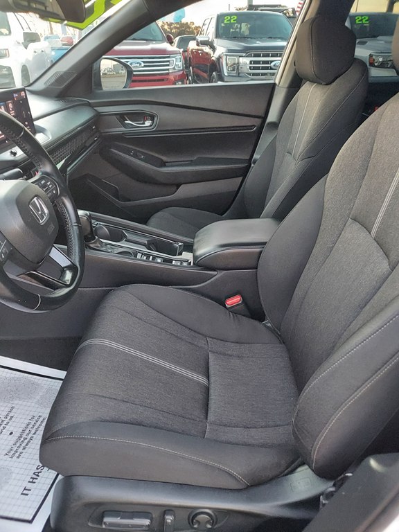 Photo 9 of this HONDA ACCORD
