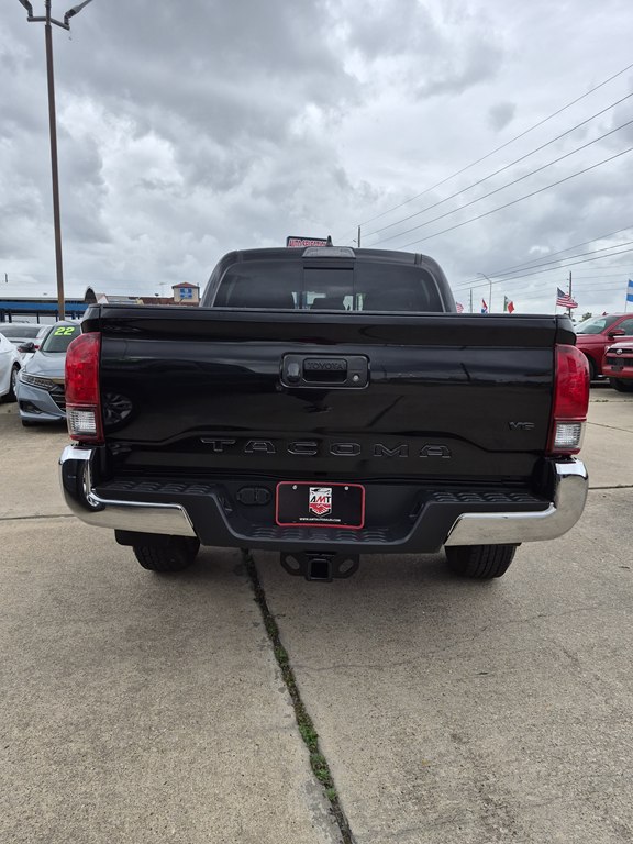 Photo 6 of this TOYOTA TACOMA