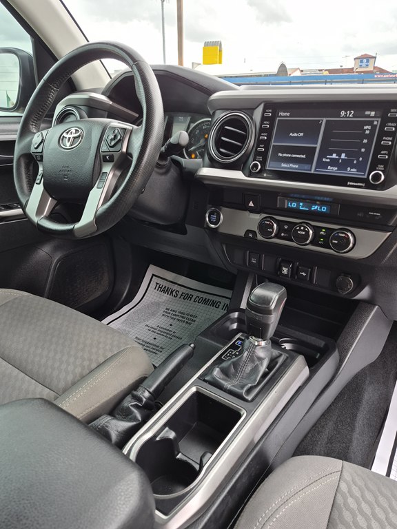 Photo 13 of this TOYOTA TACOMA