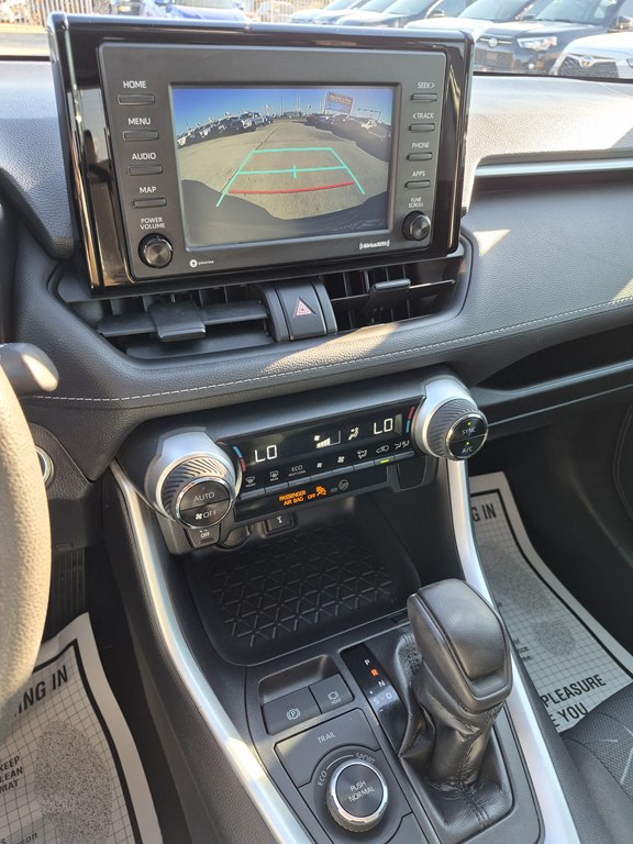 Photo 15 of this TOYOTA RAV4