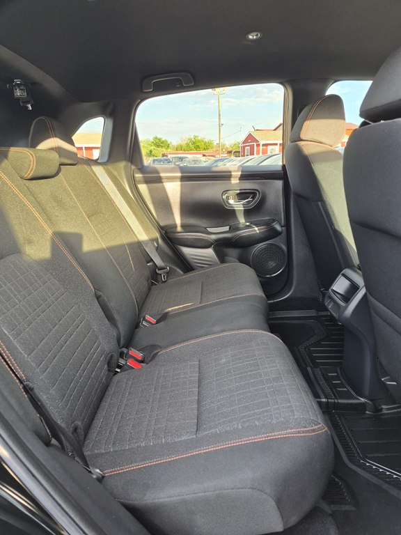 Photo 12 of this HONDA HR-V
