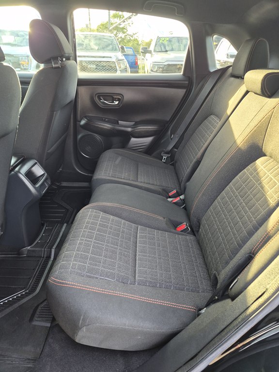 Photo 10 of this HONDA HR-V