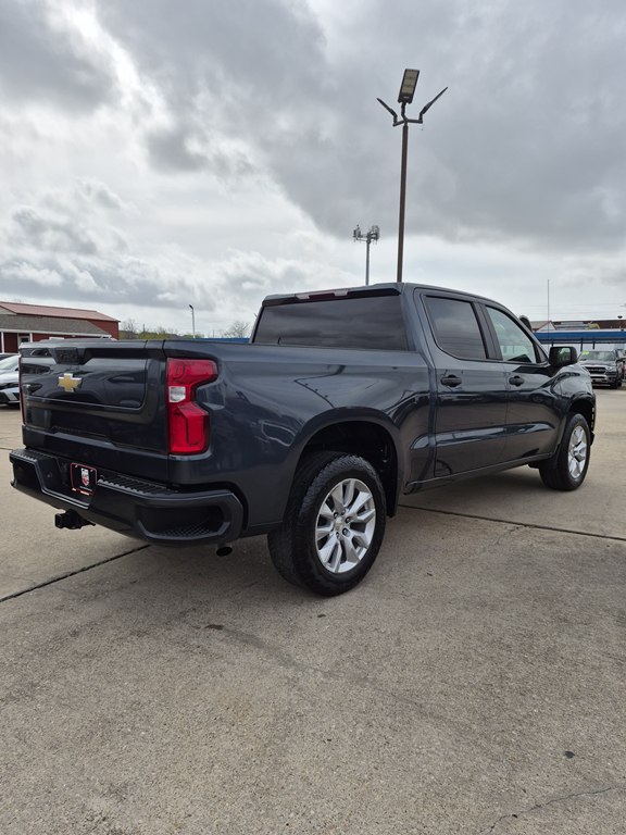 Photo 5 of this CHEVROLET SILVERADO LTD 1