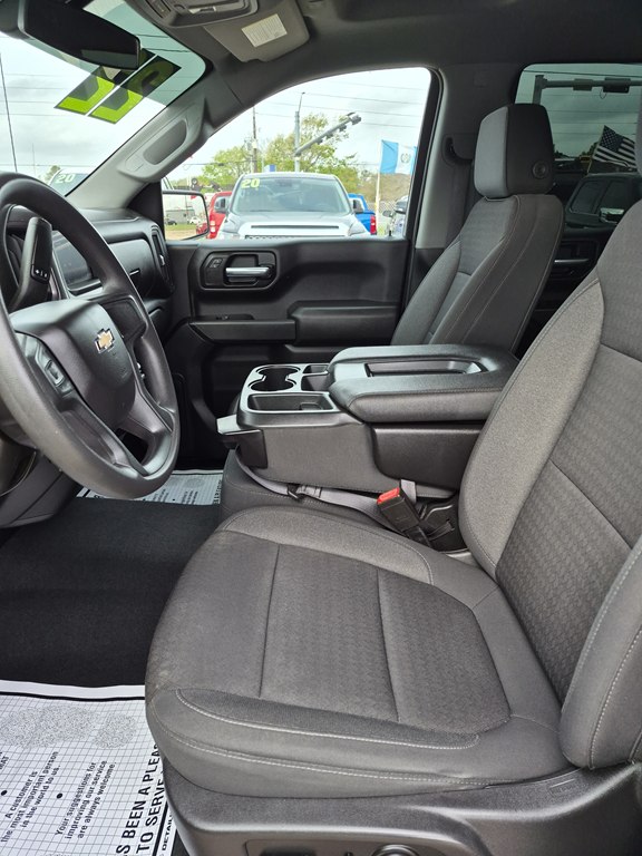 Photo 9 of this CHEVROLET SILVERADO LTD 1