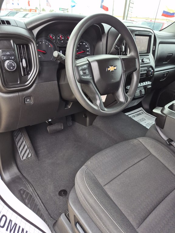 Photo 16 of this CHEVROLET SILVERADO LTD 1