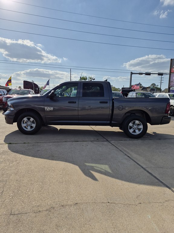 Photo 8 of this RAM 1500 CLASSIC