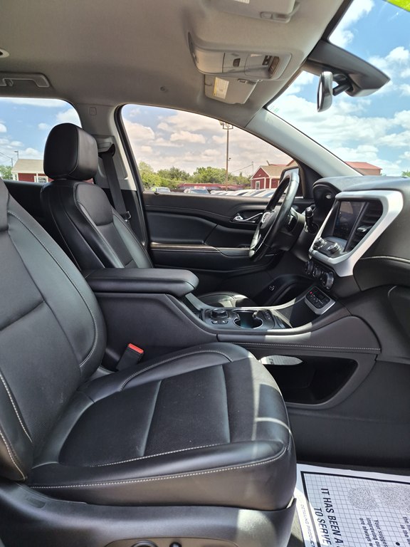 Photo 12 of this GMC ACADIA