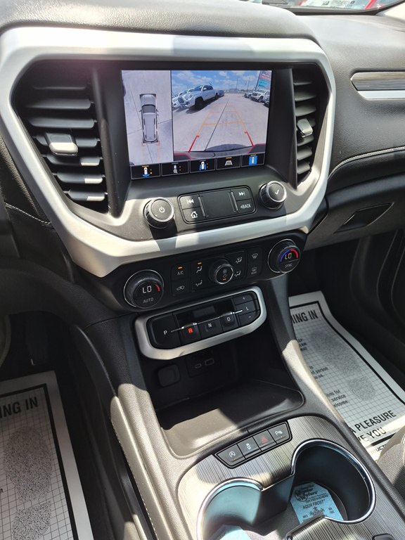 Photo 16 of this GMC ACADIA