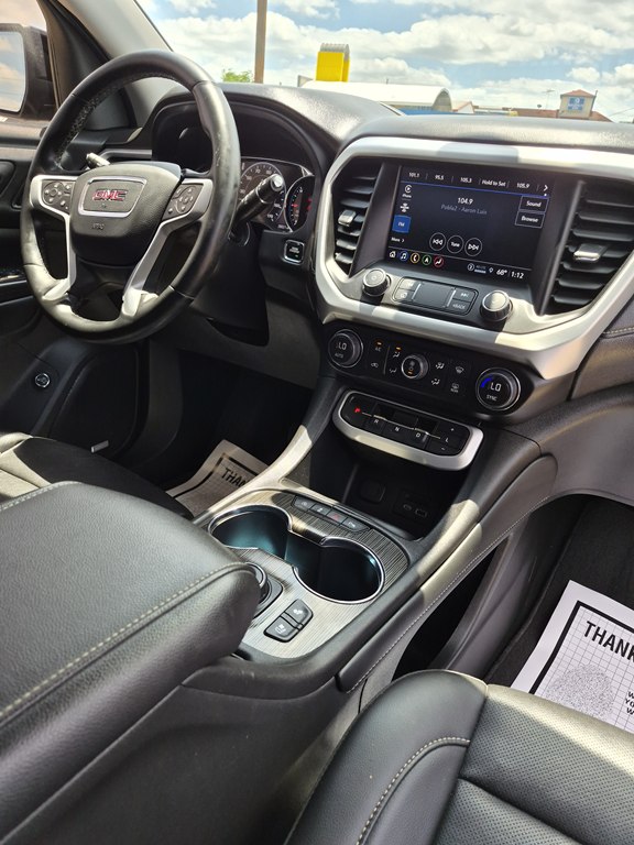 Photo 15 of this GMC ACADIA