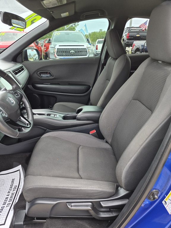 Photo 9 of this HONDA HR-V