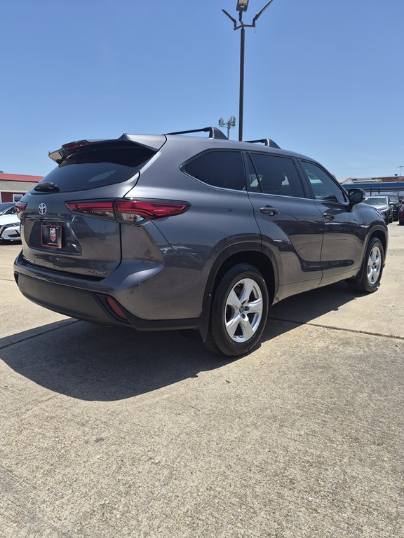Photo 5 of this TOYOTA HIGHLANDER