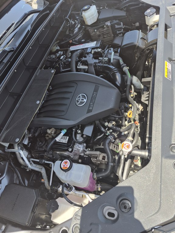 Photo 19 of this TOYOTA HIGHLANDER