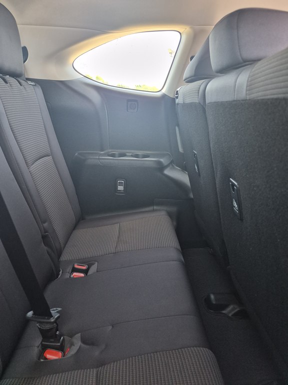 Photo 14 of this TOYOTA HIGHLANDER