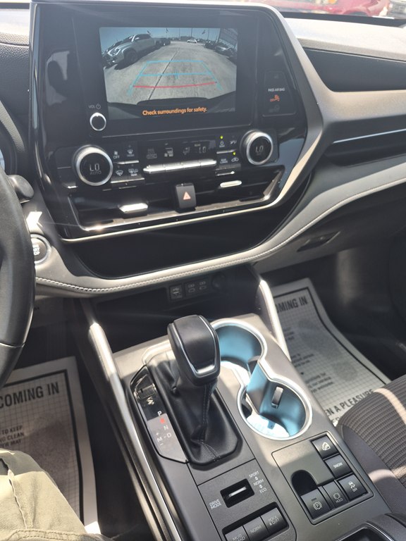 Photo 16 of this TOYOTA HIGHLANDER