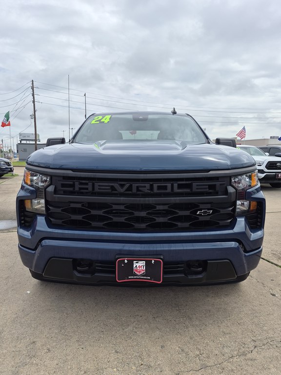 Photo 2 of this CHEVROLET SILVERADO 1500