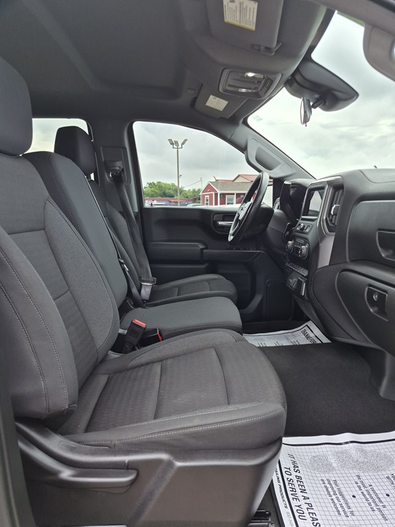 Photo 11 of this CHEVROLET SILVERADO 1500