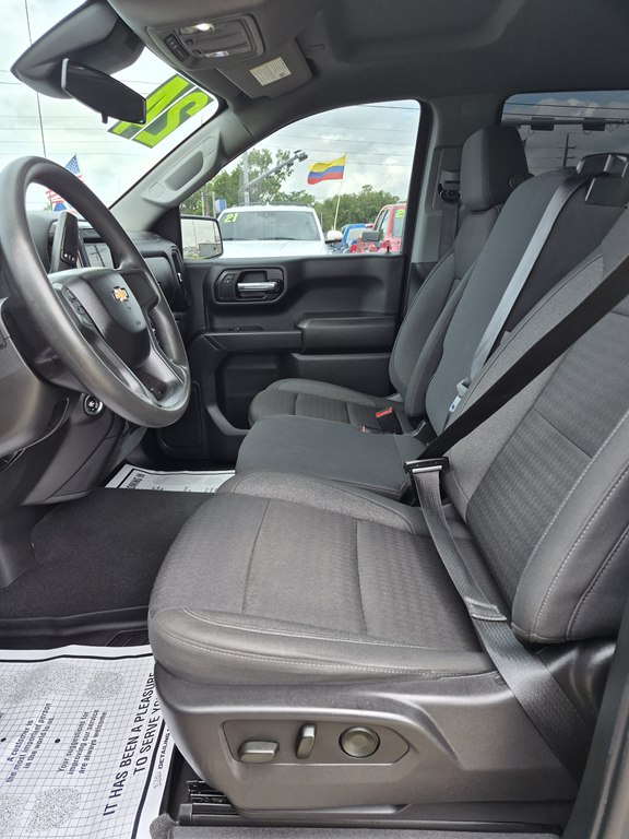 Photo 9 of this CHEVROLET SILVERADO 1500