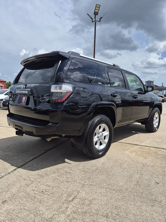 Photo 5 of this TOYOTA 4RUNNER