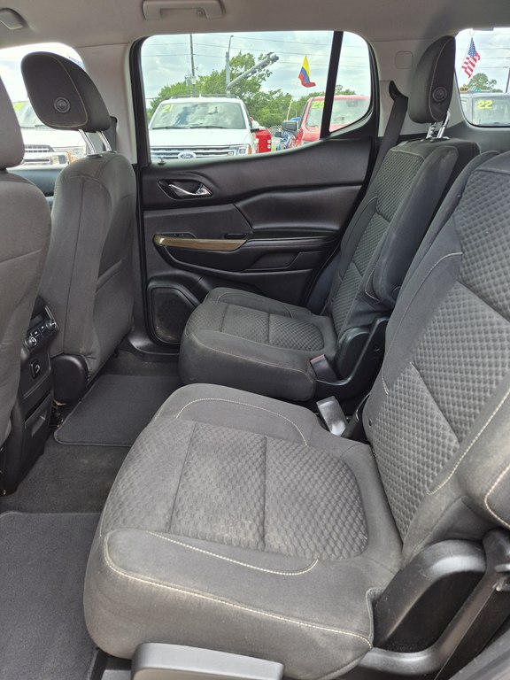 Photo 10 of this GMC ACADIA