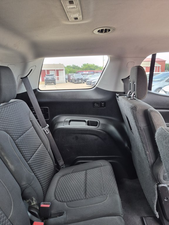 Photo 14 of this GMC ACADIA