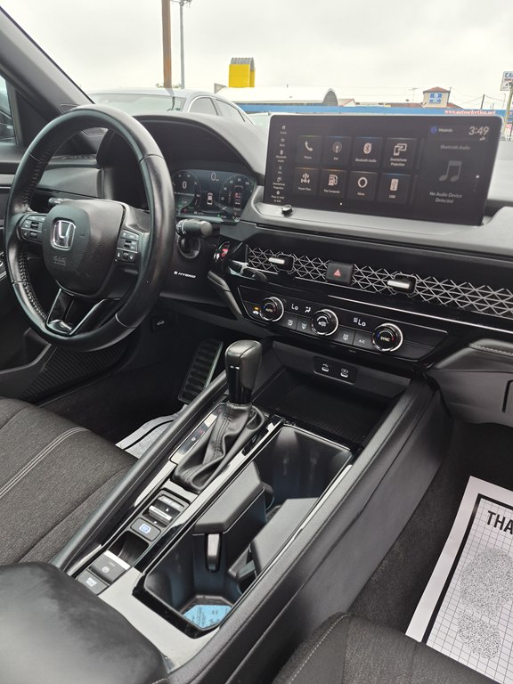 Photo 14 of this HONDA ACCORD