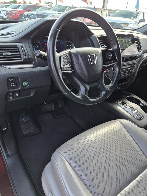 Photo 17 of this HONDA PASSPORT