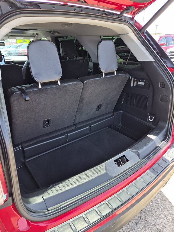 Photo 21 of this FORD EXPLORER