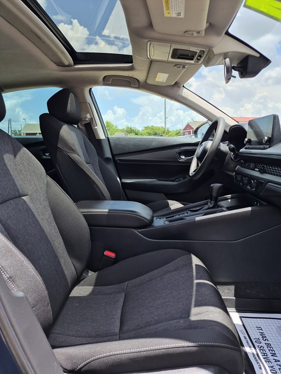 Photo 11 of this HONDA ACCORD