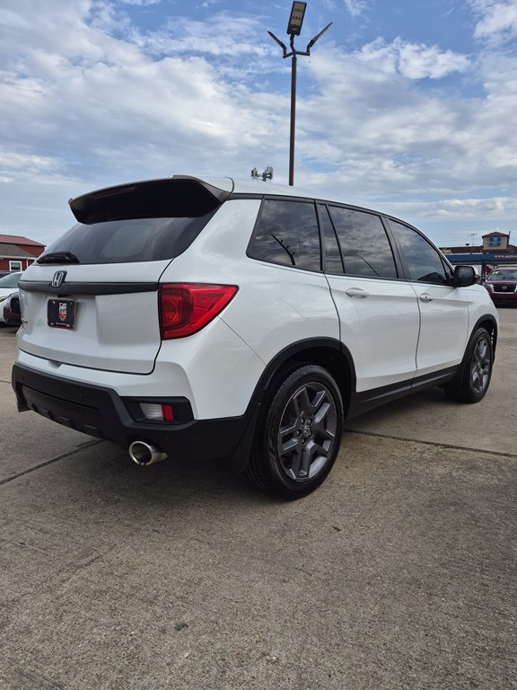 Photo 5 of this HONDA PASSPORT