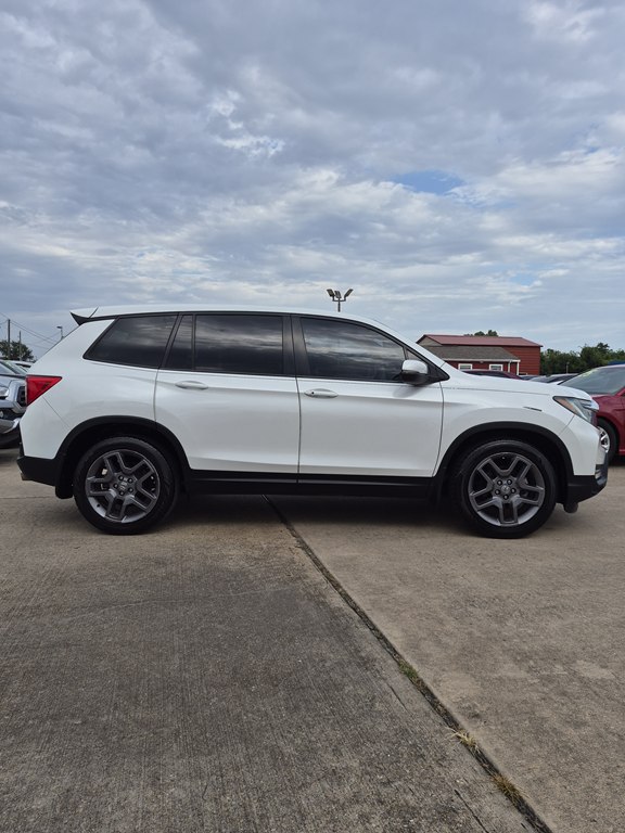 Photo 4 of this HONDA PASSPORT