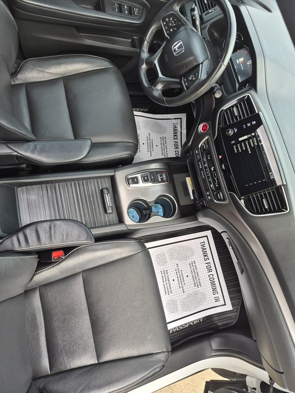 Photo 13 of this HONDA PASSPORT