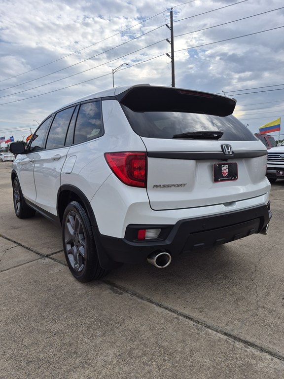 Photo 7 of this HONDA PASSPORT
