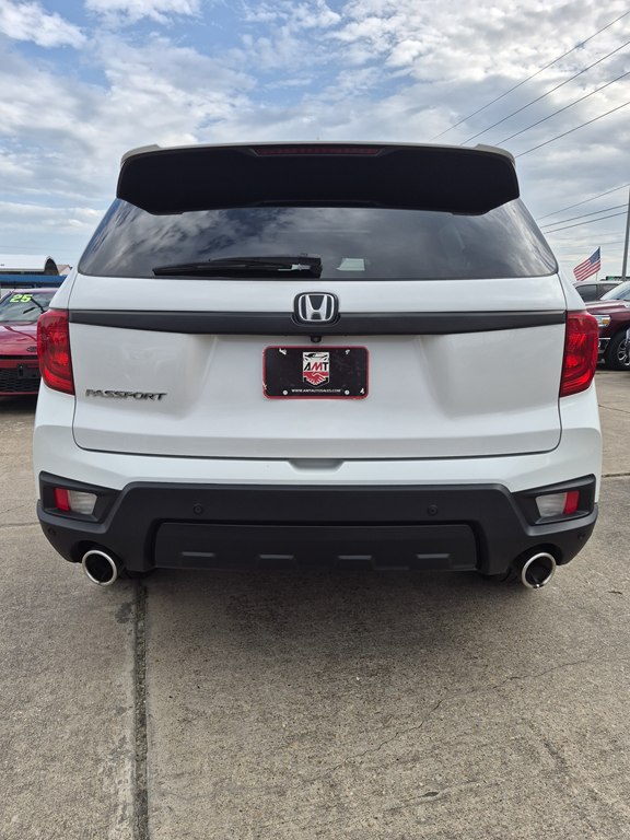 Photo 6 of this HONDA PASSPORT