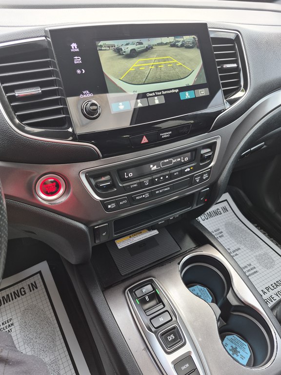 Photo 15 of this HONDA PASSPORT