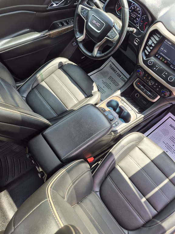 Photo 15 of this GMC ACADIA