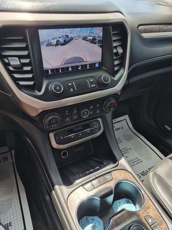 Photo 17 of this GMC ACADIA