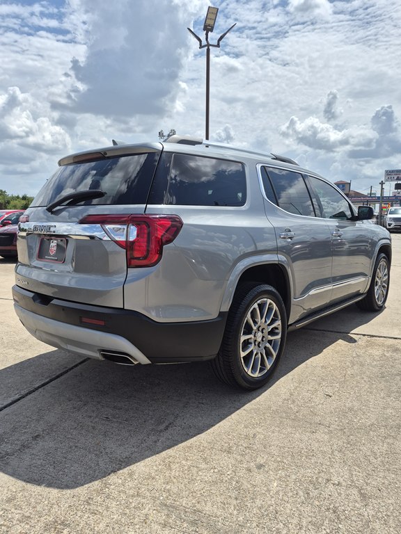 Photo 5 of this GMC ACADIA
