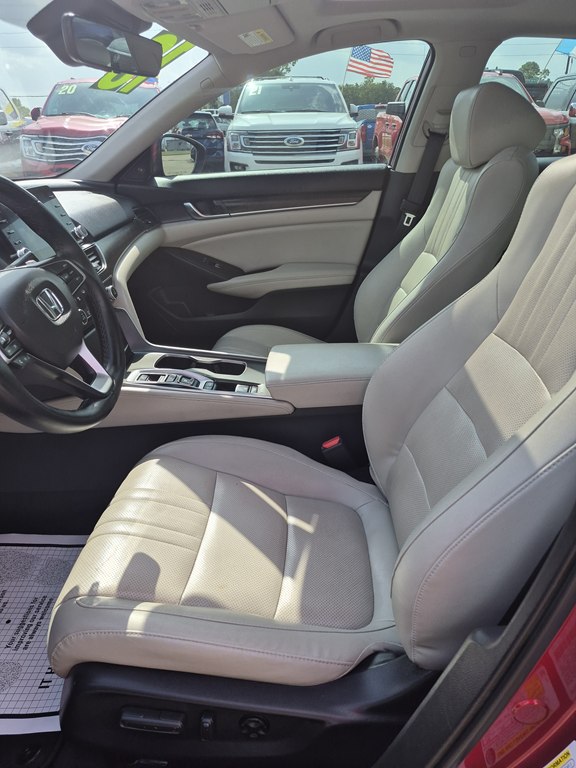 Photo 9 of this HONDA ACCORD