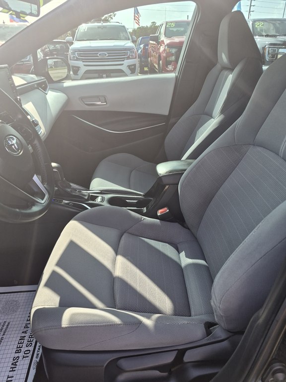 Photo 9 of this TOYOTA COROLLA