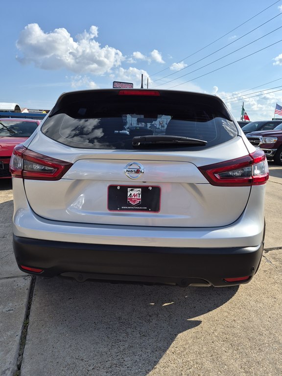 Photo 6 of this NISSAN ROGUE SPORT