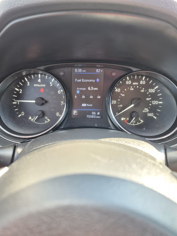 Photo 15 of this NISSAN ROGUE SPORT
