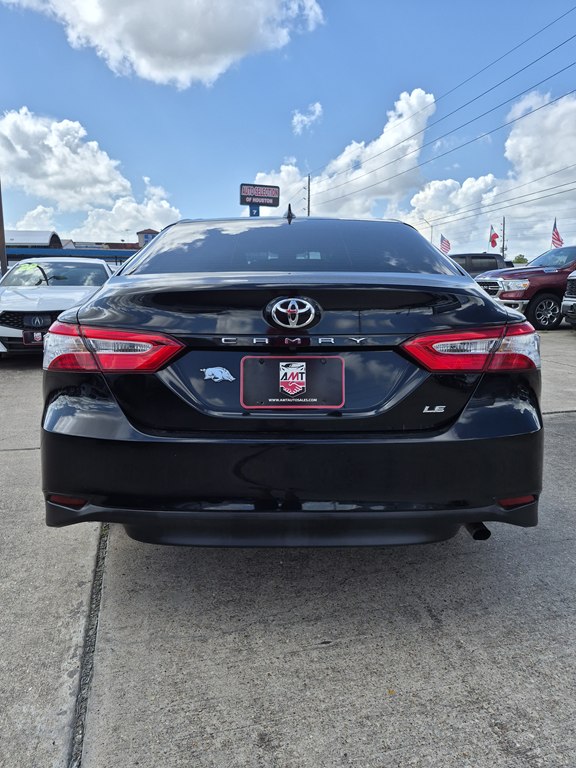 Photo 6 of this TOYOTA CAMRY