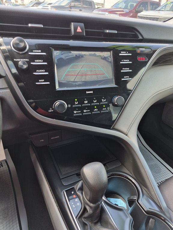 Photo 14 of this TOYOTA CAMRY
