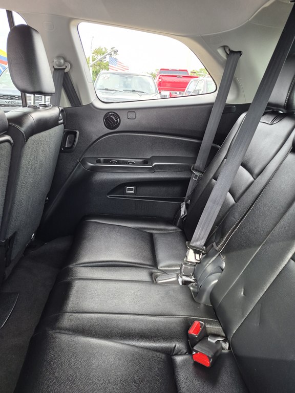 Photo 11 of this HONDA PILOT