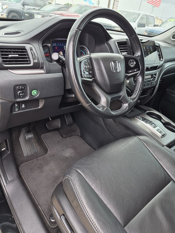 Photo 19 of this HONDA PILOT